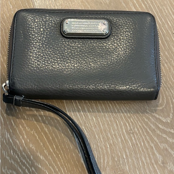 Marc By Marc Jacobs Handbags - Marc By Marc Jacobs Grey Leather Wallet